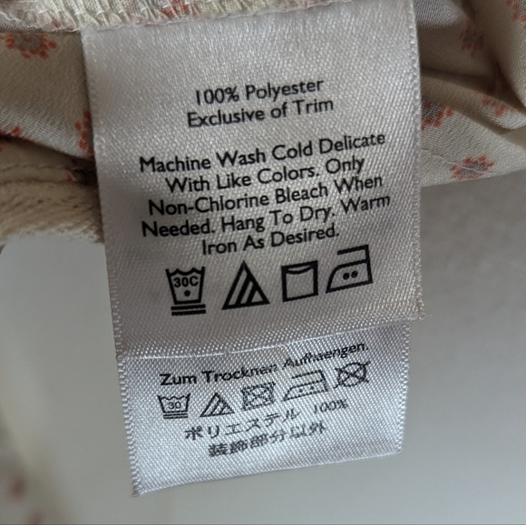 🌸 Eddie Bauer Lightweight Blouse 🌸 (Size Medium) - Picture 7 of 7